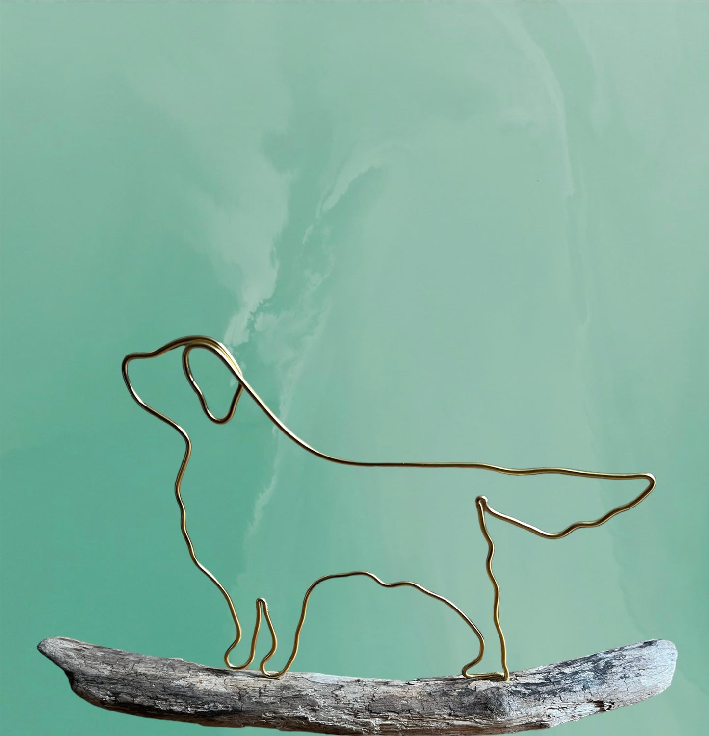 Golden Retriever wire silhouette on driftwood
