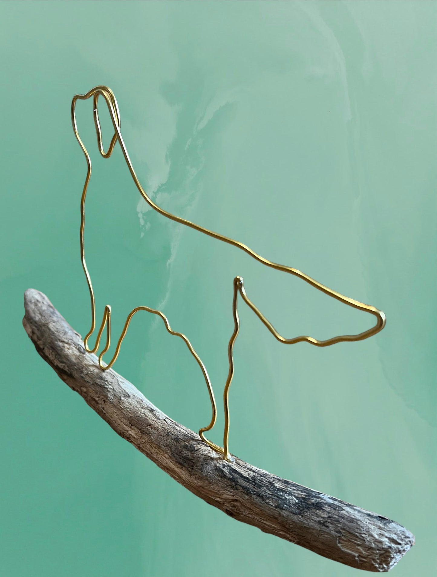 Golden Retriever wire silhouette on driftwood