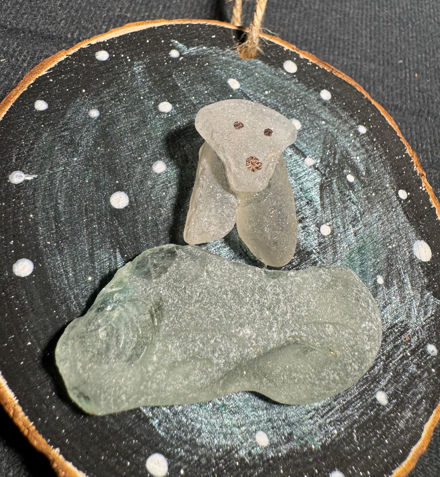 Sea glass polar bear log